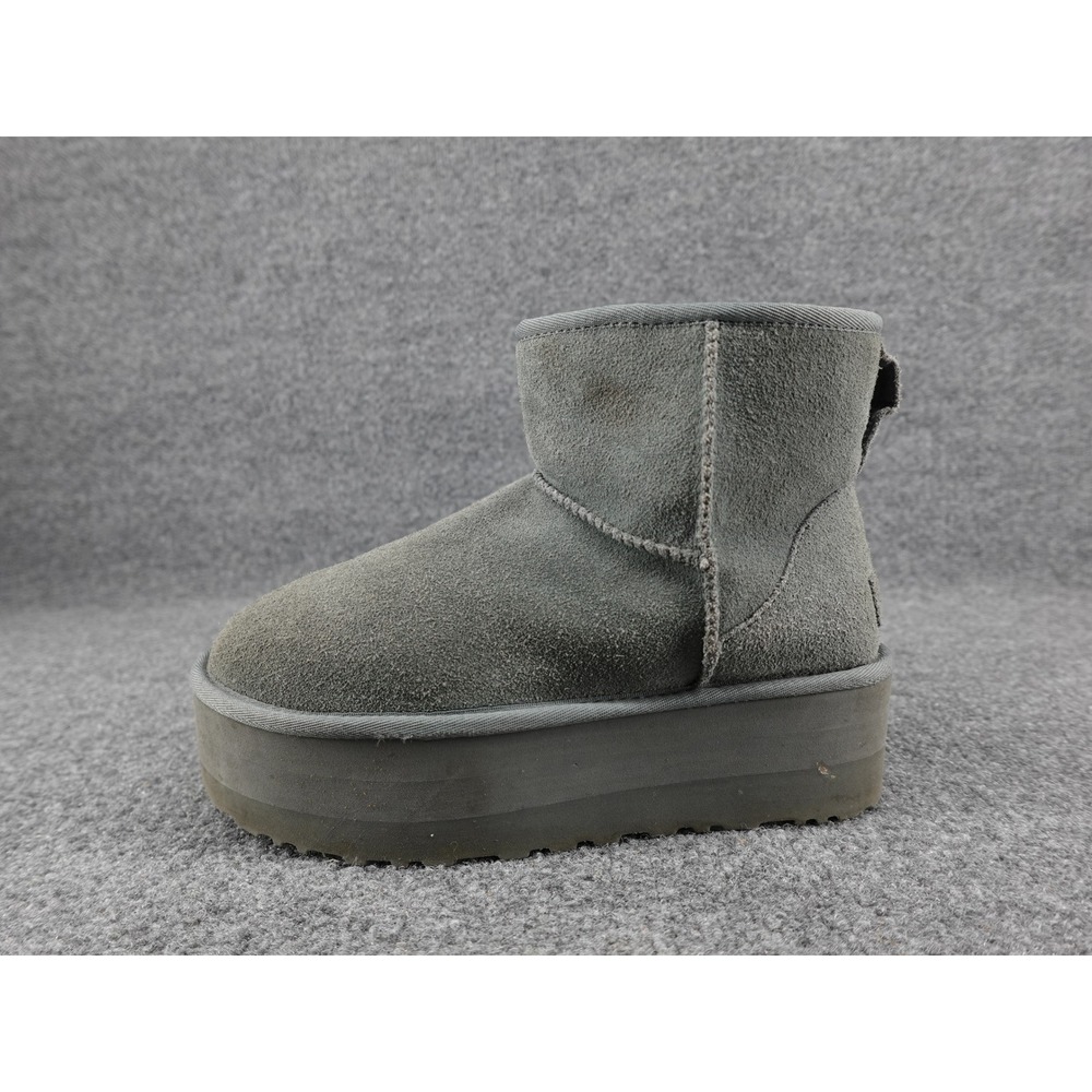 UGG Classic Ultra Mini Platform Boots Womens 9 Grey Suede 1134991 Ankle Boots
